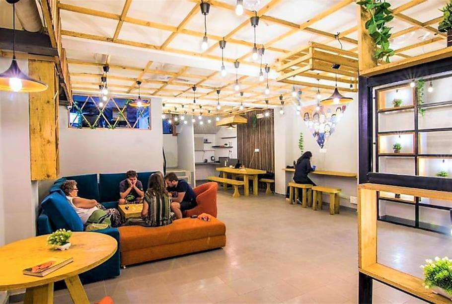 Hot - House Of Travellers Taj View Hostel Агра Екстериор снимка