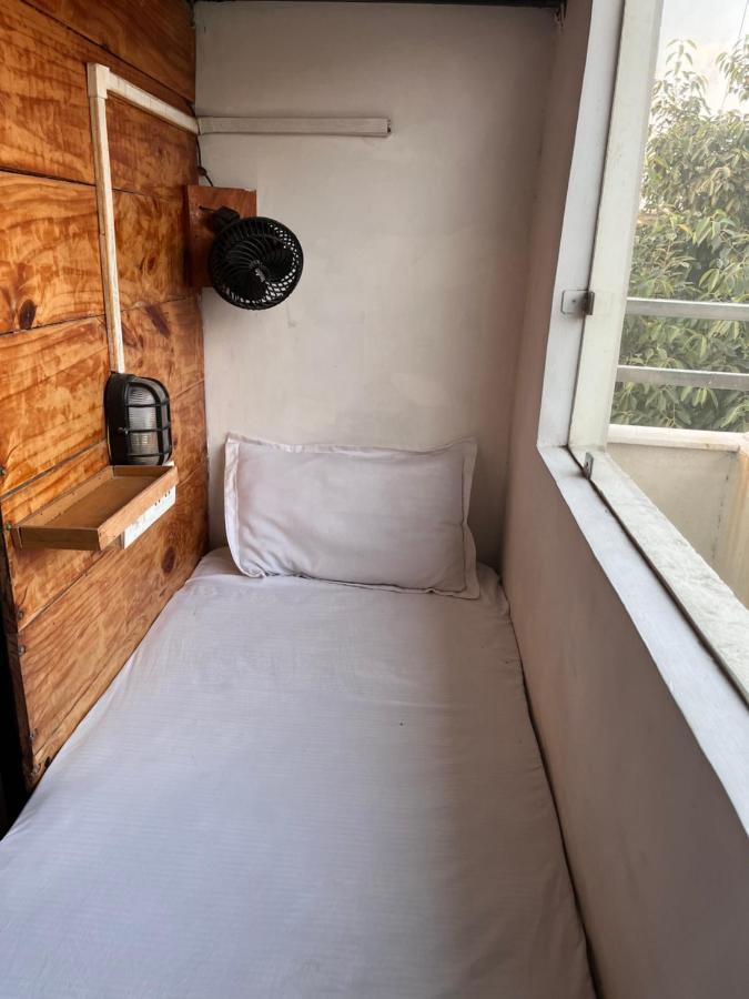 Hot - House Of Travellers Taj View Hostel Агра Екстериор снимка